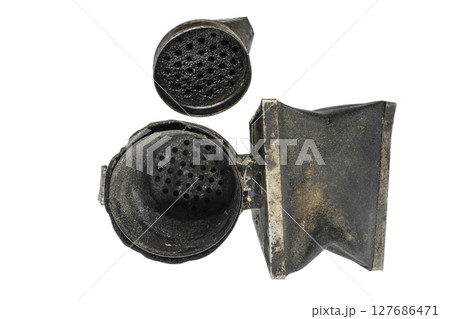 Old bee smoker 127686471