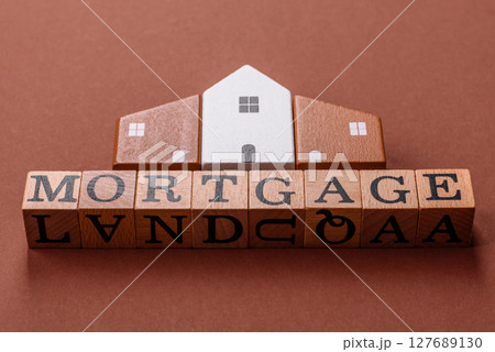 House, real estate or property bought with a mortgage, purchase or sale of apartments 127689130