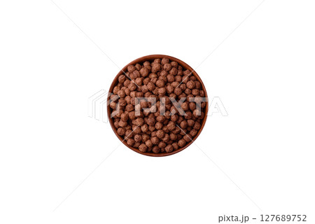 Cereal chocolate corn balls in a bowl 127689752