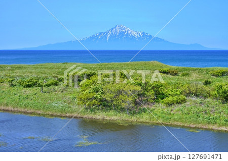 サロベツ原野と利尻富士の絶景 127691471