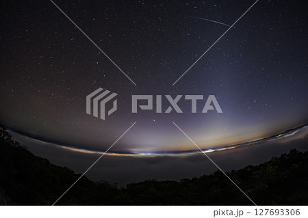 霧の海展望台より秋の星空 明け空の春の星座 霧の海展望台より秋の星空 明け空の春の星座 127693306