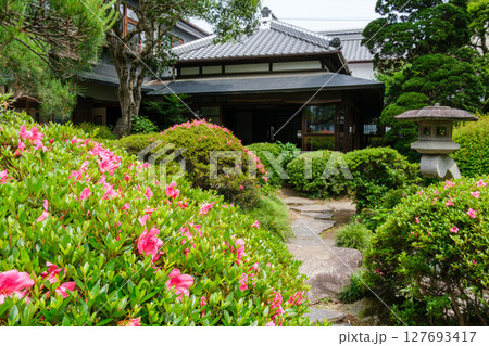 横山郷土館の庭園 127693417