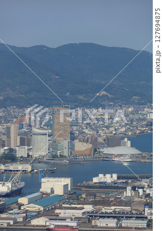 サンポート高松周辺（あなぶきアリーナ香川や徳島文理大、高松駅、高松城址、シンボルタワー、高松港） 127694875