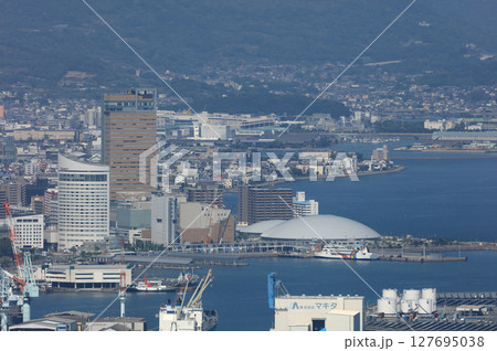 サンポート高松周辺（あなぶきアリーナ香川や高松シンボルタワー、高松港） 127695038