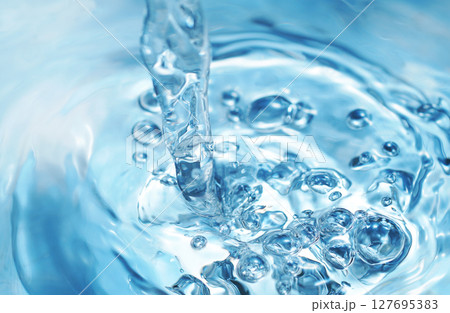 水・水飛沫・水面・水柱・泡・波紋 127695383