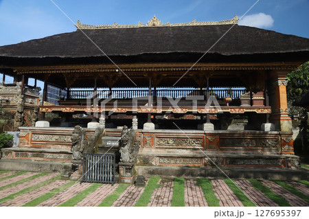 バリ島　ウブド　バトゥアン寺院 127695397