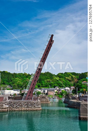 跳ね上がった手結港可動橋 127695764