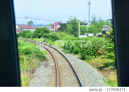 JR北海道、根室本線の帯広駅から池田駅までの普通列車風景(2023年夏) 127696371