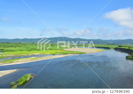 JR北海道、根室本線の帯広駅から池田駅までの普通列車風景(2023年夏) 127696390