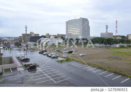 JR北海道、根室本線の新得駅から帯広駅までの普通列車風景(2023年夏) 127696921