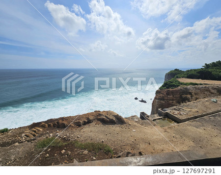 バリ島　ウルワツ寺院 127697291