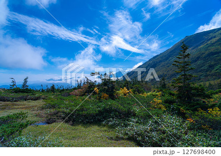 【山岳素材】初秋の頃の天狗原と雲海【長野県】 127698400