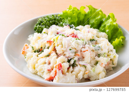 ポテトサラダ 127699785