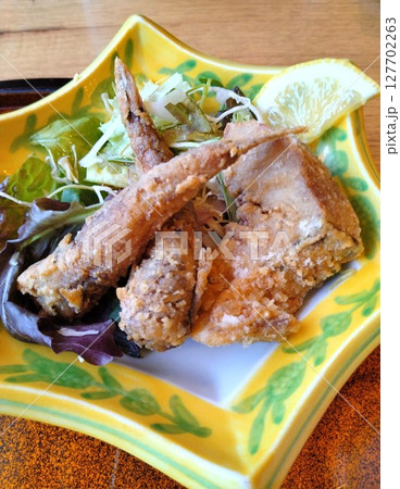 和食、和食の朝食、食卓 127702263