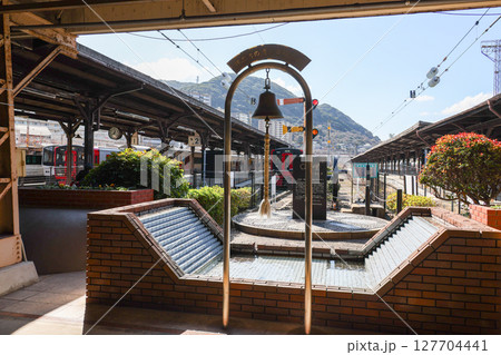 福岡県 北九州市 門司港駅 旅立ちの鐘と幸福の泉 福岡県 北九州市 門司港駅 旅立ちの鐘と幸福の泉 127704441