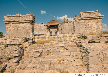 El Castillo, the central piece of the ancient Mayan ruins at Tulum, Mexico. - 2 may 2024 El Castillo, the central piece of the ancient Mayan ruins at Tulum, Mexico. - 2 may 2024 127704543