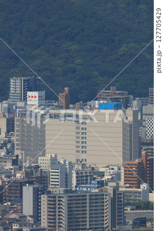 高松琴平電気鉄道のコトデン瓦町駅、瓦町フラッグ 高松琴平電気鉄道のコトデン瓦町駅、瓦町フラッグ 127705429