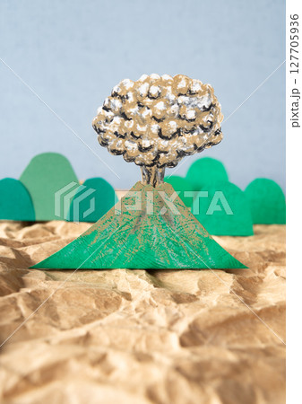 火山噴火　火山灰対策　噴火情報　降灰予報 127705936