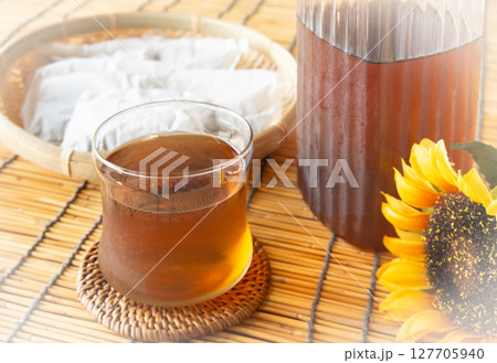 麦茶 夏の飲み物 麦茶 夏の飲み物 127705940