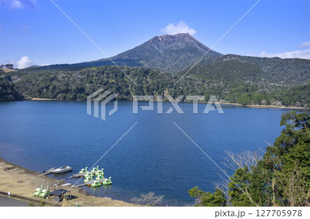 高千穂峰と御池 高千穂峰と御池 127705978