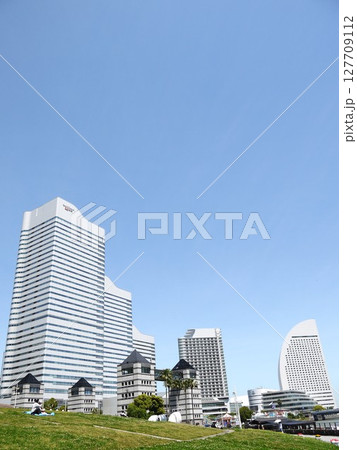 みなとみらいの風景 127709112