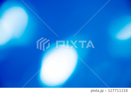 ディープブルー系キラキラ背景素材 (写真素材) ディープブルー系キラキラ背景素材 (写真素材) 127711158