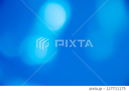 ディープブルー系キラキラ背景素材　(写真素材) 127711175