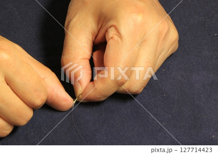 釣りの仕掛けつくり 127714423