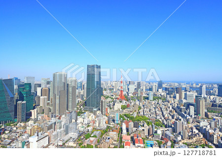 東京都港区、東京タワーと麻布台ヒルズ森JPタワーの風景 東京都港区、東京タワーと麻布台ヒルズ森JPタワーの風景 127718781