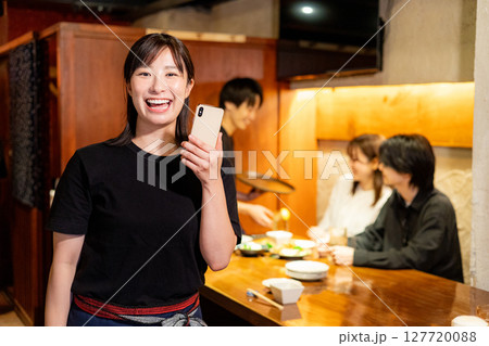 居酒屋バイトイメージ 居酒屋バイトイメージ 127720088