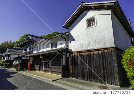 西予　卯之町の街並み　愛媛県西予市 127720727