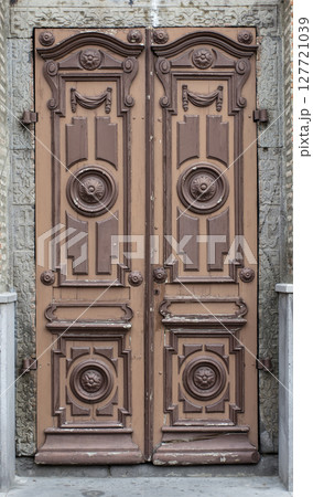 medieval door, old door medieval door, old door 127721039