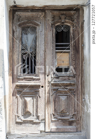 medieval door, old door medieval door, old door 127721057