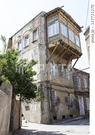 old abandoned building, the building is in a state of disrepair old abandoned building, the building is in a state of disrepair 127721270