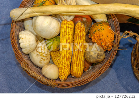 Corncob Gourds Basket 127726212