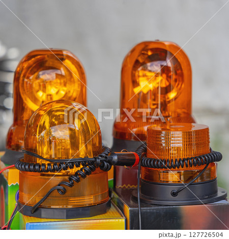 Incandescent Amber Dome Light Incandescent Amber Dome Light 127726504