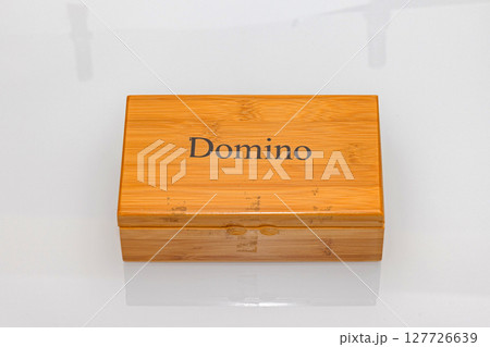 Bamboo Box Domino 127726639