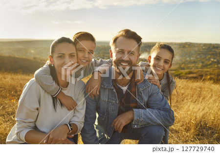 Joyful Family Nature Weekend Getaway Joyful Family Nature Weekend Getaway 127729740