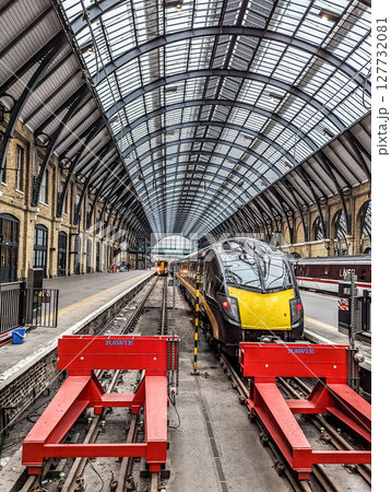 LONDON, UK - APRIL 29: Eurostar train on APRIL 29, 2024. Eurostar train locomotive at St. Pancras station in London, UK. LONDON, UK - APRIL 29: Eurostar train on APRIL 29, 2024. Eurostar train locomotive at St. Pancras station in London, UK. 127732081