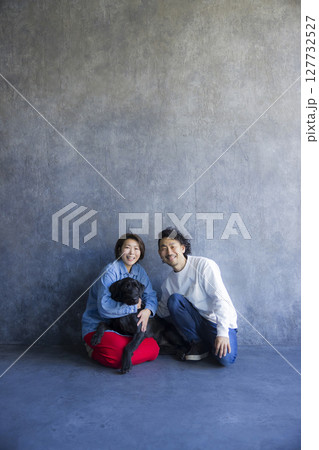 愛犬と夫婦 愛犬と夫婦 127732527