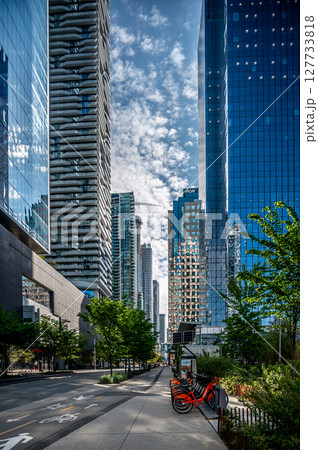 city of toronto skyline and street views 127733818