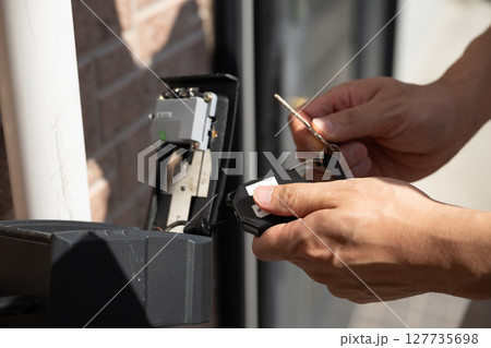 民泊　鍵ボックス　キーボックス 127735698