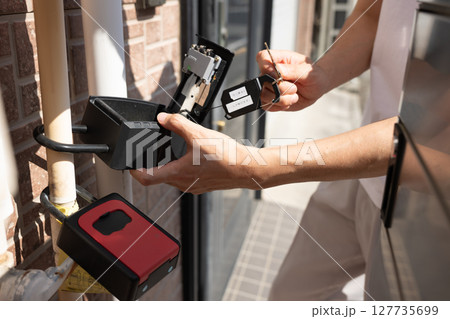 民泊 鍵ボックス キーボックス 民泊 鍵ボックス キーボックス 127735699