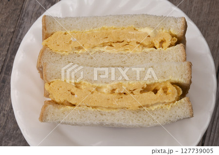 厚焼きたまごサンド　たまごサンド 127739005