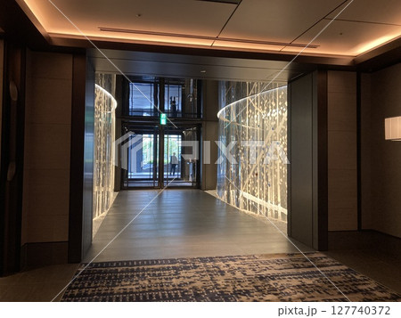 ホテルエントランス ホテルエントランス 127740372