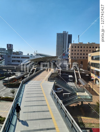 快晴の日　上尾駅東口駅前 127741427