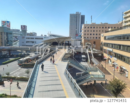 快晴の日 上尾駅東口駅前 快晴の日 上尾駅東口駅前 127741431