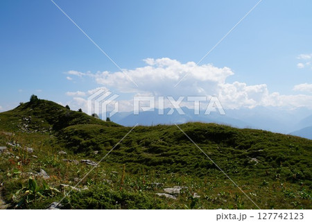 スイス クラン・モンタナのトレックコース スイス クラン・モンタナのトレックコース 127742123