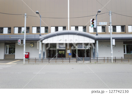 札幌市 地下鉄 真駒内駅の外観(地域スポット 周辺施設シリーズ) 札幌市 地下鉄 真駒内駅の外観(地域スポット 周辺施設シリーズ) 127742130