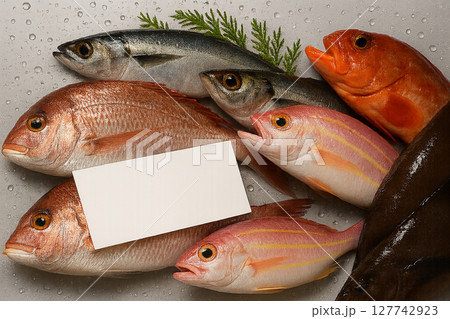 鮮魚とメニュー表 127742923